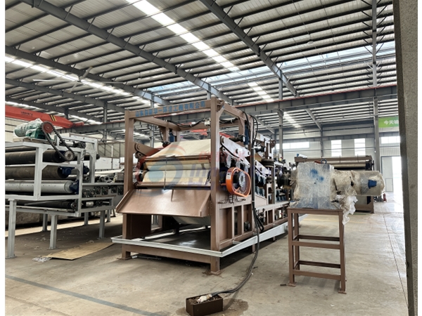 牛糞帶式脫水機(jī)(視頻)